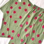 ست تیشرت شلوار توتفرنگی ۰۲۰۱۰۵۷