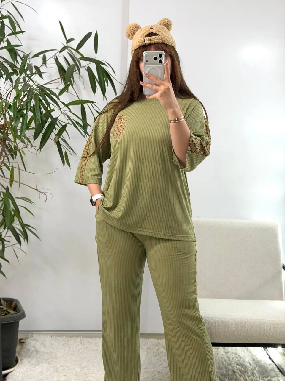 IMG_3740 ست گوچی ۴ رنگی راه راه کد ۰۲۰۱۰۹۴ - تصویر 1